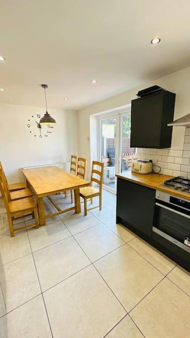 Stunning 3 Bed House Sleeps6 Nottingham Exterior foto