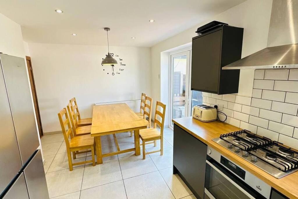 Stunning 3 Bed House Sleeps6 Nottingham Exterior foto